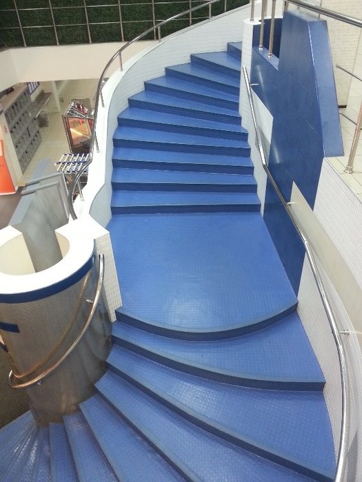 фото лестниц в Табрис ступени формованные ступени Norament
